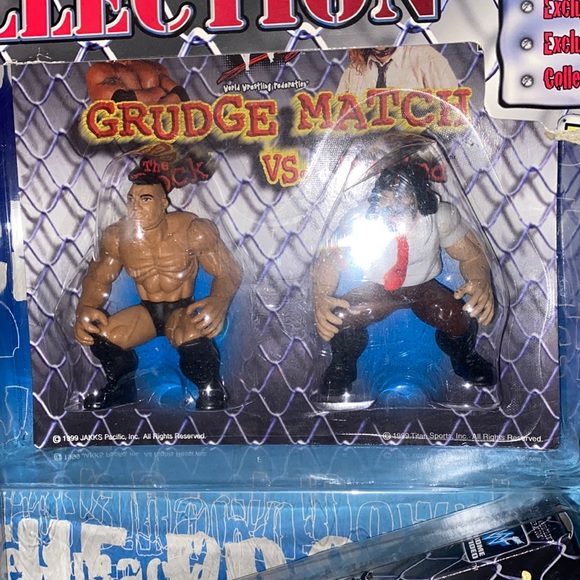 WWF Shirt - Picture 7 of 10